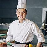 asian-successful-chef-in-the-kitchen-63TSEPU-150x150